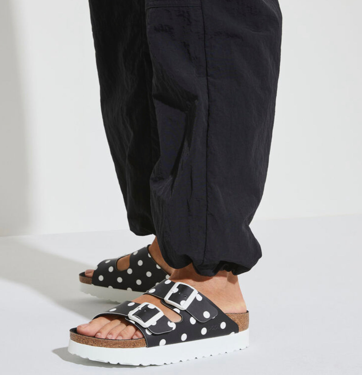 BIRKENSTOCK: ARIZONA GROOVED PLATFORM VEGAN SANDALS (polka dot on model) 