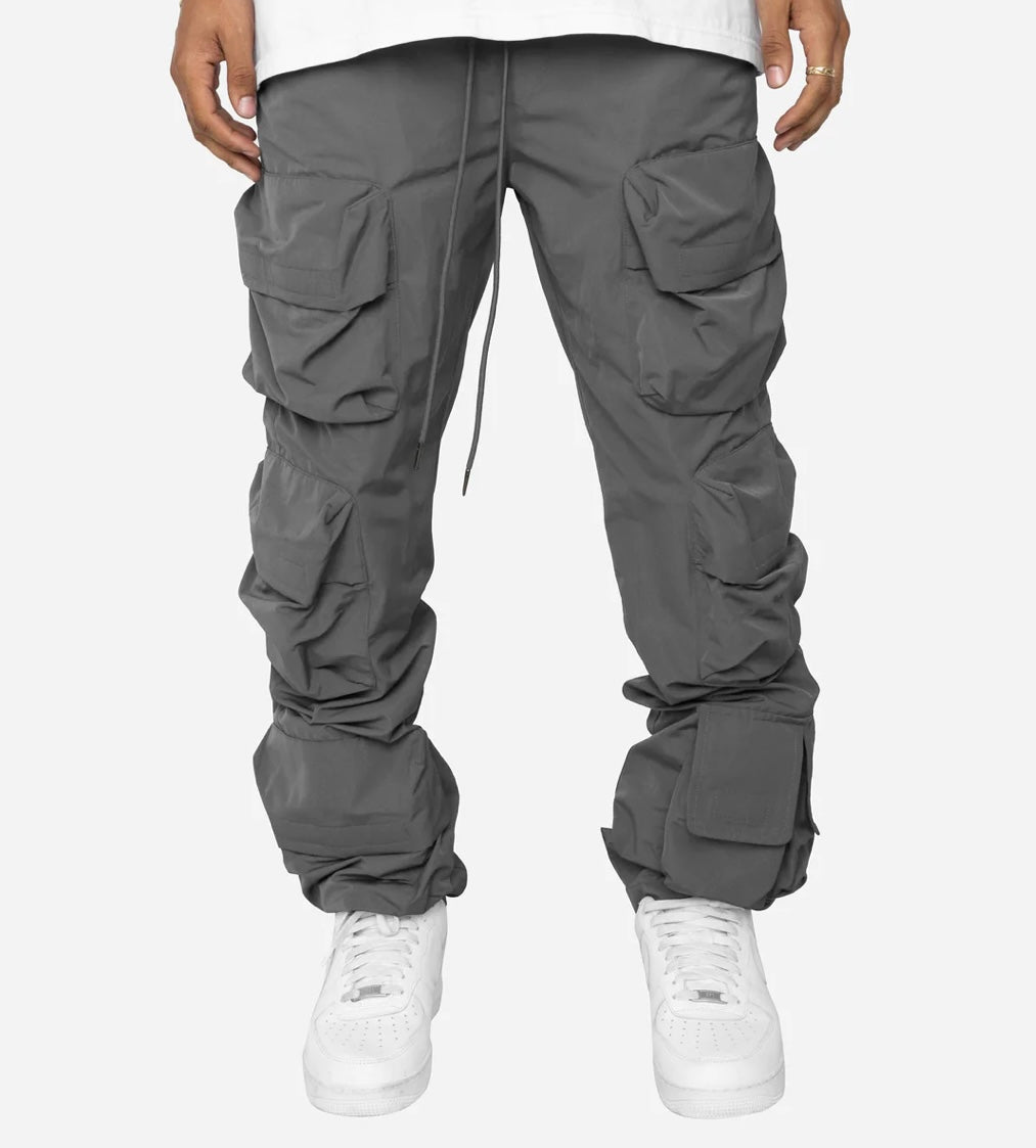 EPTM: COPELAND CARGO PANTS GREY (front model view)