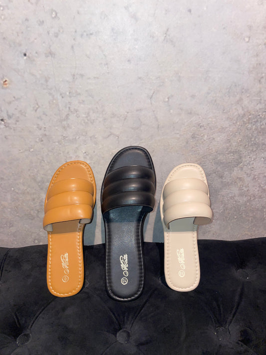 BOHO: Flat sandals