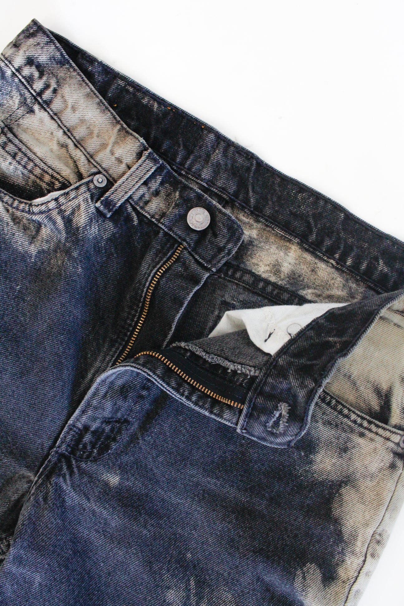 KNOTWTR BLACKISH JEANS (close up)