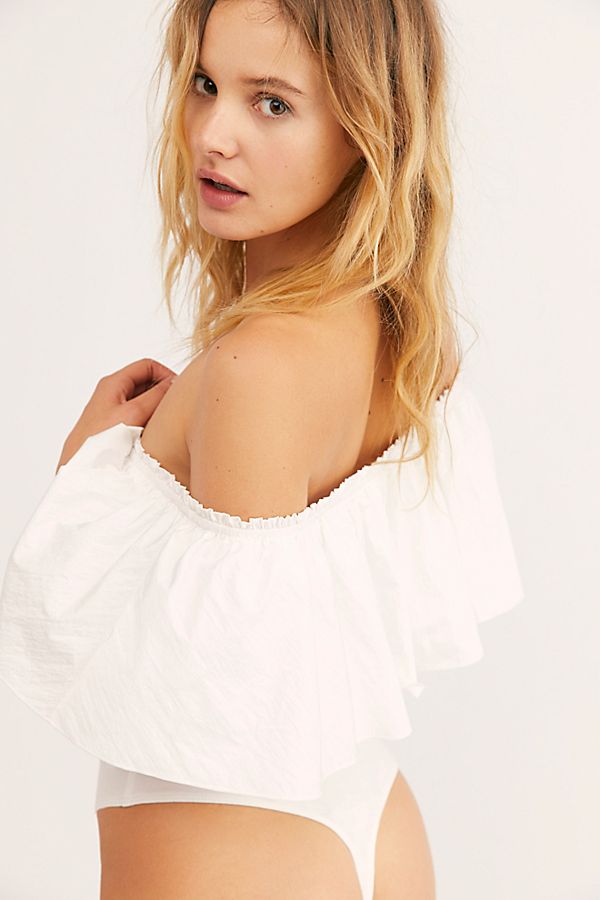 FREE PEOPLE WHITE POOF GOES MY HEART BODYSUIT - 8586