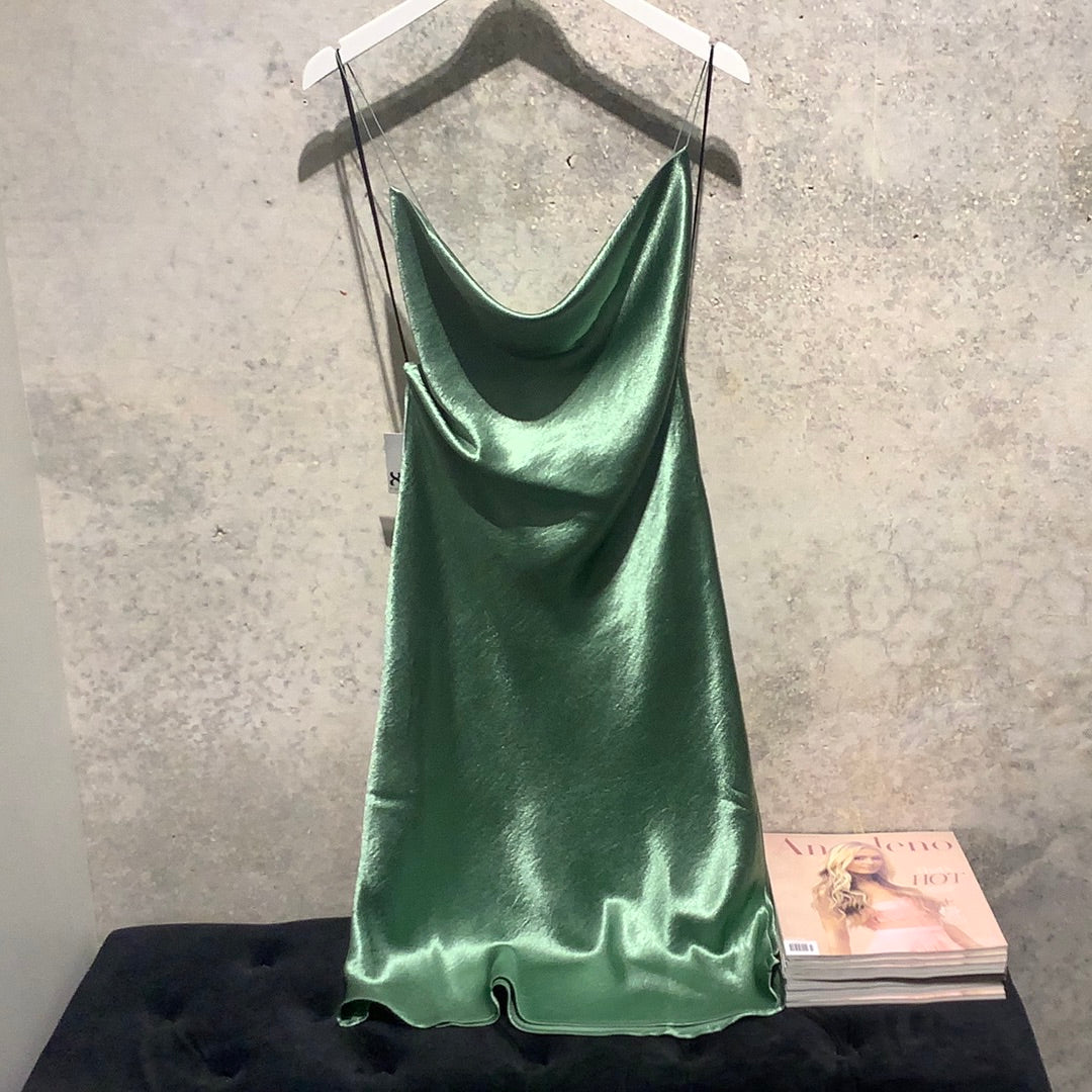 8586: Slip Dress green