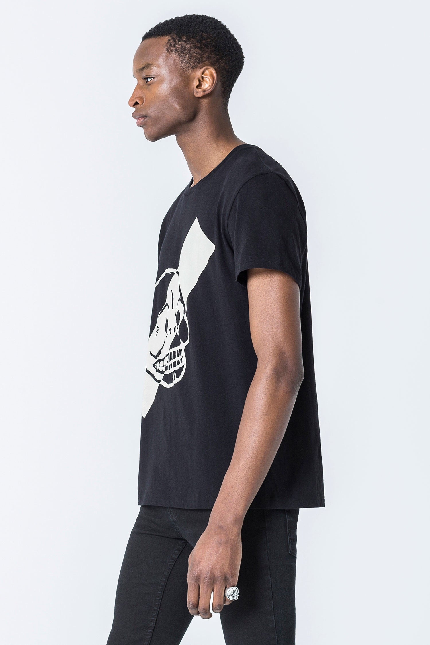 CHEAP MONDAY: STANDARD SKULL STRIPE TEE - 85 86 eightyfiveightysix