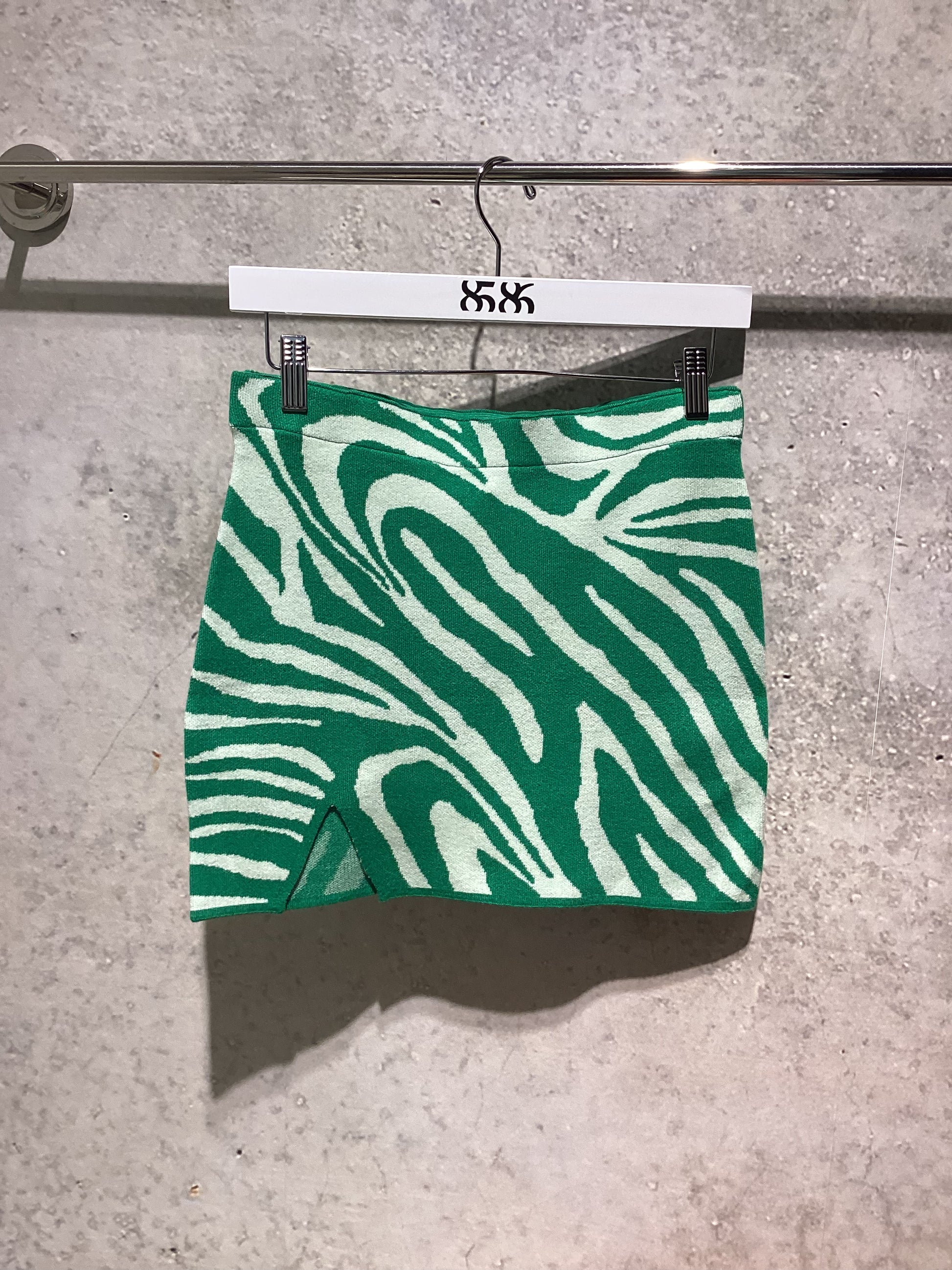 8586 ZEBRA PRINT MINI SKIRT