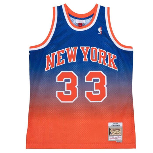 MITCHELL & NESS: NEW YORK KNICKS FADEAWAY JERSEY (flat lay front view)