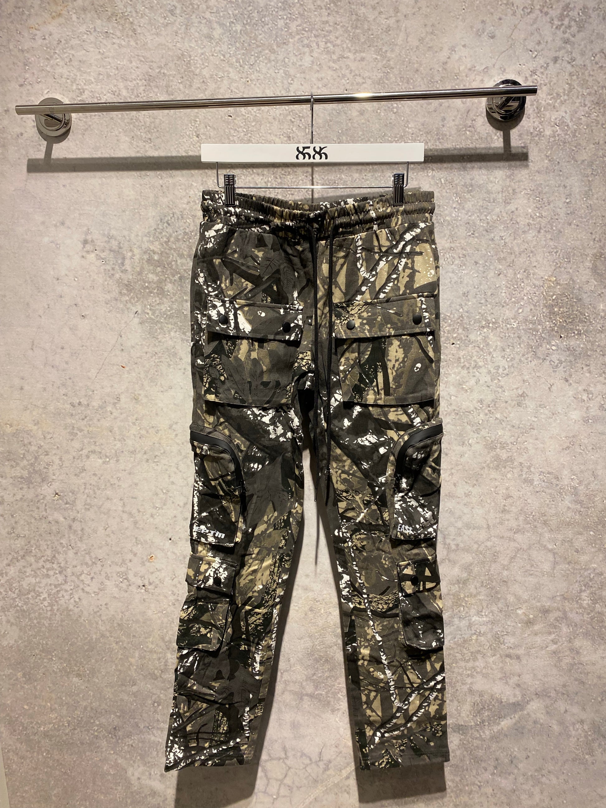 dave east EPTM camo cargo pants - 8586