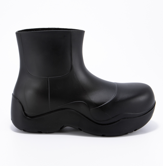 BOTTEGA VENETA PUDDLE RUBBER RAIN BOOTS - 8586